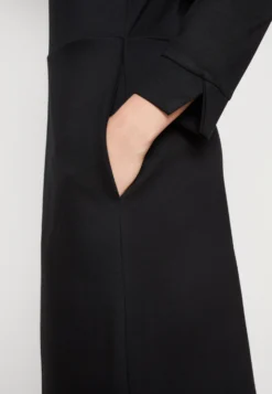 ESPRIT Punti Dress - Jerseyjurk - Black -Esprit e2dcf6c8ef3044f2869bccf61bcab968 scaled