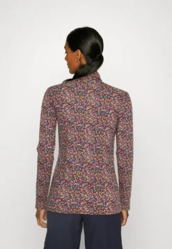 Edc By Esprit Longsleeve - Black -Esprit e5b87f2328454d55a6b338f18d4f2e57 scaled