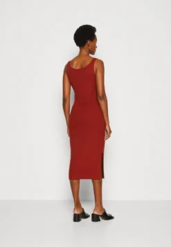 ESPRIT Etui-Jurk - Terracotta -Esprit ef75488e9c6f4a7b9c9fa908e77ce300 scaled