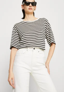 ESPRIT Boxy - T-Shirt Print - Anthracite -Esprit f4e121cb283447bebec8cef8314fe451 scaled