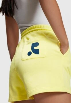 ESPRIT Shorts - Amber Yellow -Esprit fb4e5bab51b14b108367a1b80925691c