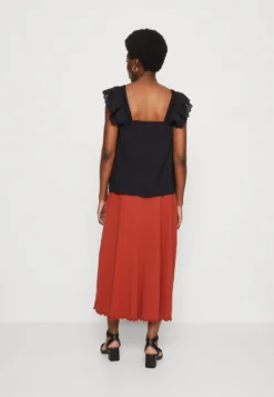 Edc By Esprit Ang - T-Shirt Print - Black 8 Edc By Esprit Ang - T-Shirt Print - Black -Esprit fb5f9d68aed245bc93fb5fe019ec47fd scaled